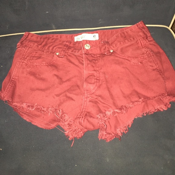 Red Abercrombie and Fitch Shorts - Picture 1 of 2